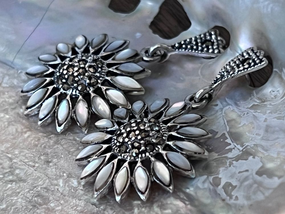 Anitas Glitzer-Aufkleber – Blumen-Motiv In Silber, Geprägt & Selbstklebend Für Karten & Scrapbooking