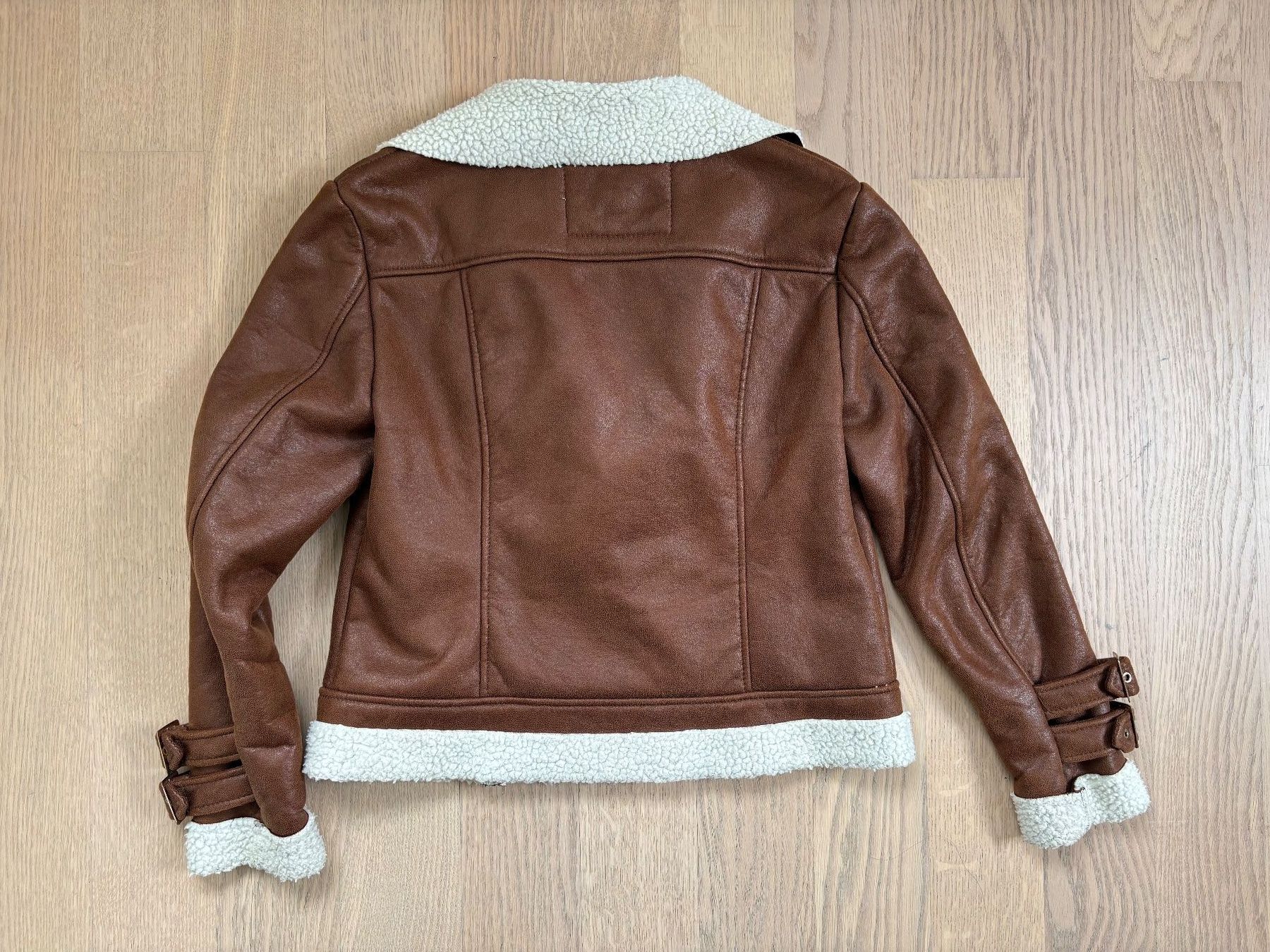 Vestes: Kunstlederjacke Gr. M – D'occasion à Gossau SG par Black-Queen 2