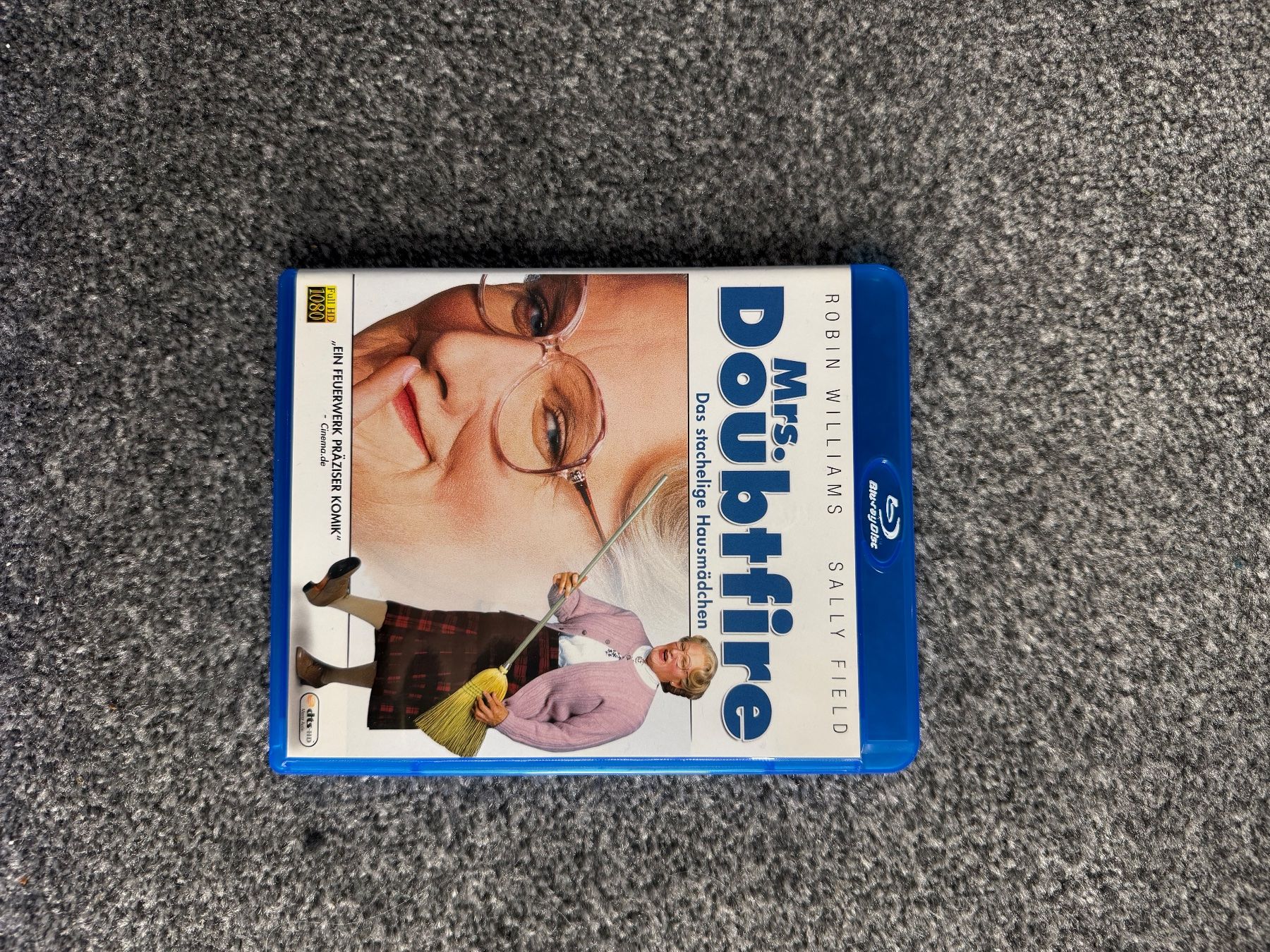 Tous les DVDs: Mrs. Doubtfire (Bluray) – D'occasion à Hinwil par Mbaumann1