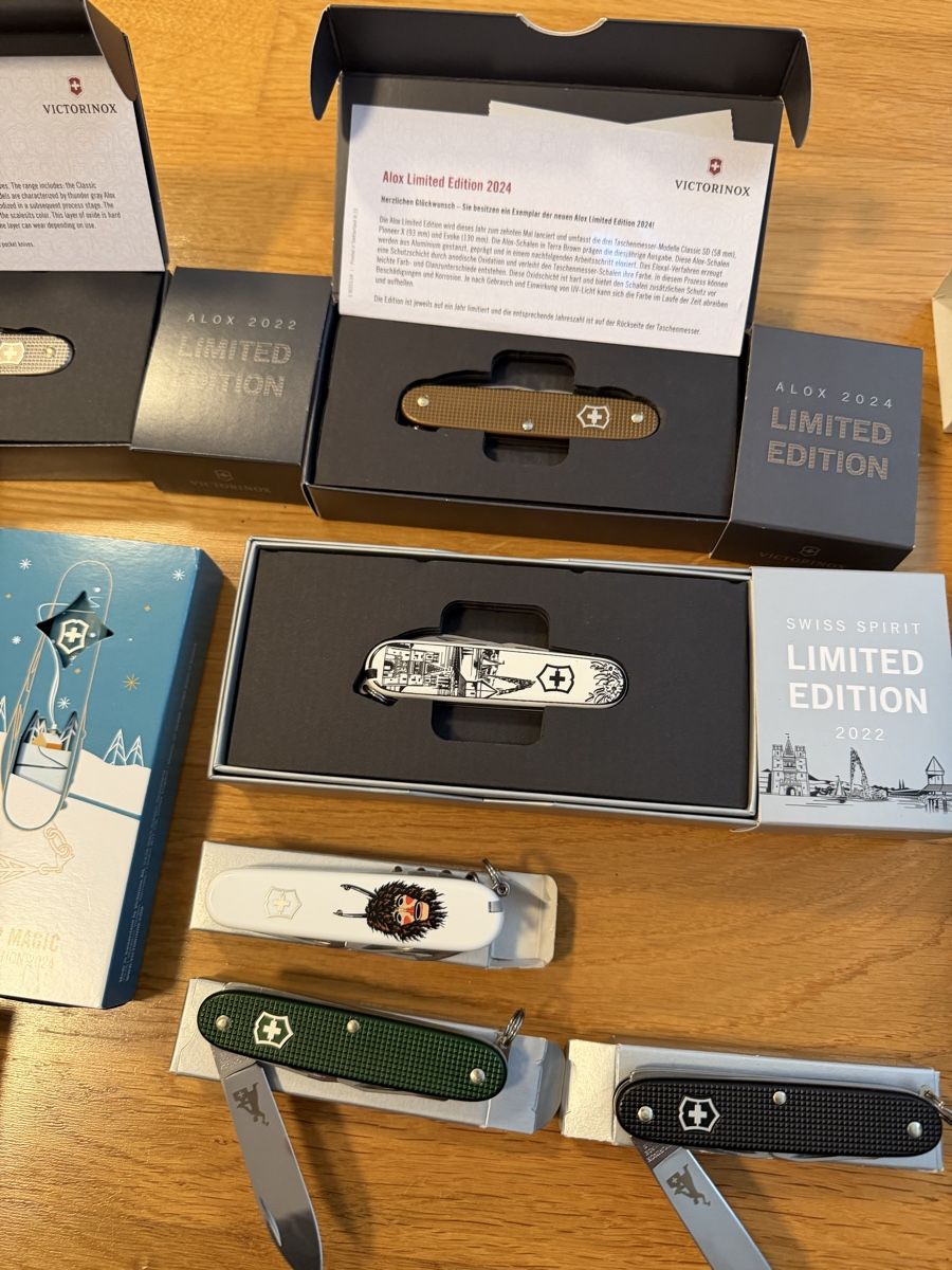 Victorinox Couteaux de poche: Victorinox Sammlung – Neuf (Voir description) à Jegenstorf par r_bue 5