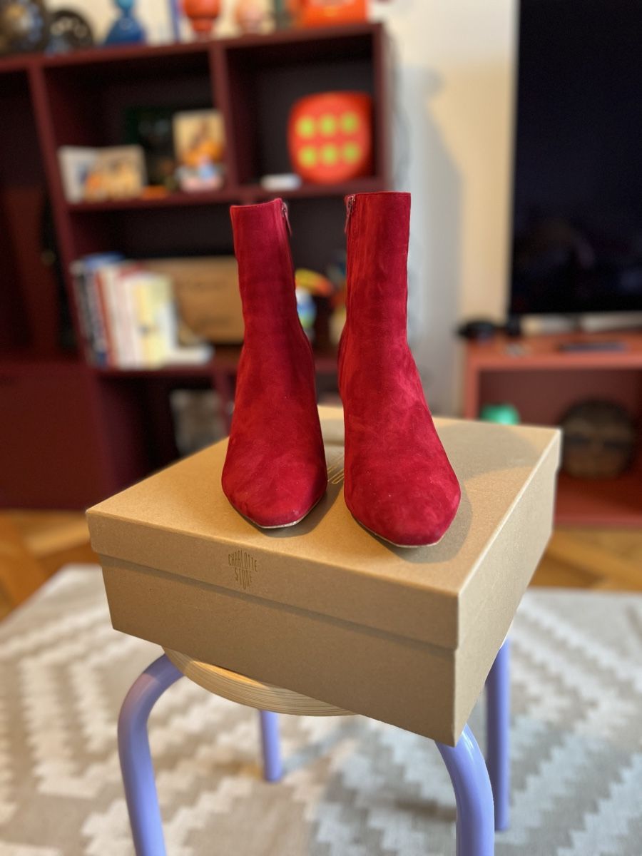 Scarpe da donna: Red ankle boots Charlotte Stone size 38 – Nuovo (secondo la descrizione) da Genève venduto da jud_xrl8 2