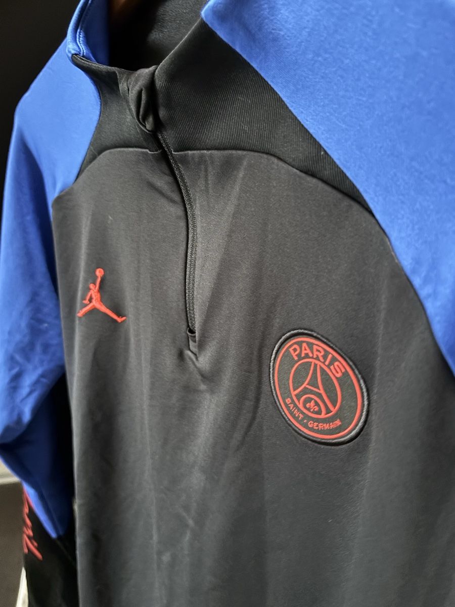 Maglioni & Felpe: Jordan x PSG Drifit Squad 1/4 Zip Drill Top – Usato da La Chaux-de-Fonds venduto da joa_jk5g 1