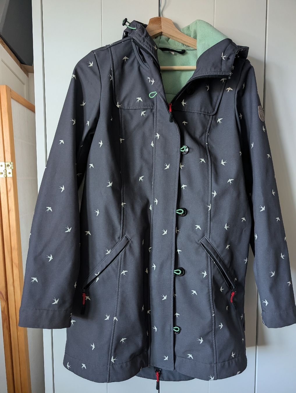 Blutsgeschwister Manteaux: Blutsgeschwister Softshelljacke, XS (S) – D'occasion à Adliswil par lap_zmh5