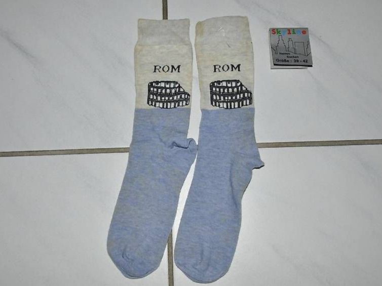 Calze: Herrensocken Rom mit Kolosseum – Usato da Oberrüti venduto da ELALL