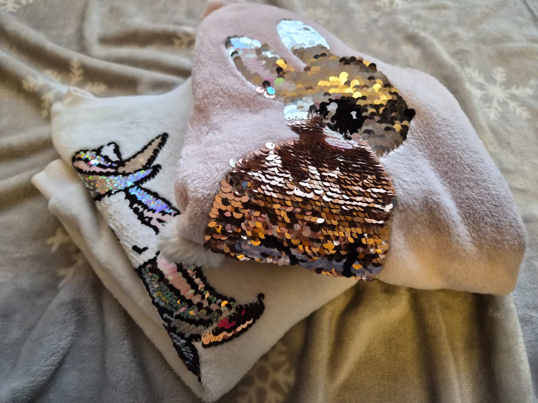 H&M Maglioni & Felpe: lot de 2 pulls doux et chaud H&M 134/140 – Usato da Payerne venduto da fantasy124 1