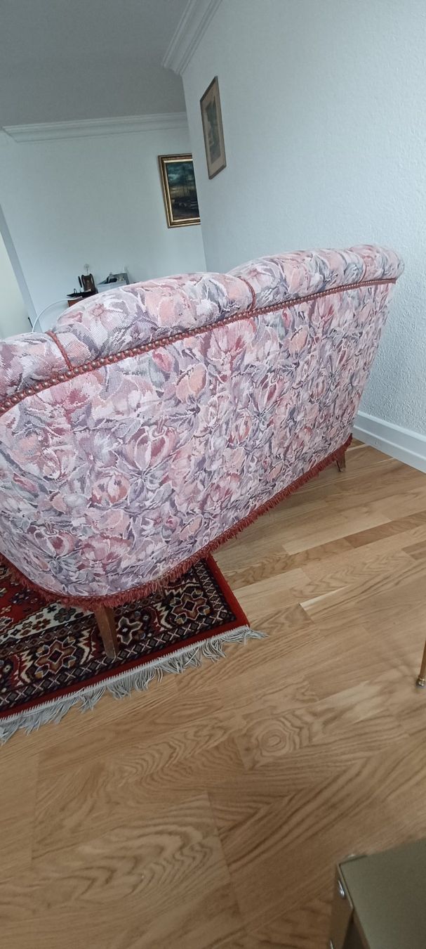 Sofas: Sofa Antik – Gebraucht aus Herisau von Jen_vzc9 2
