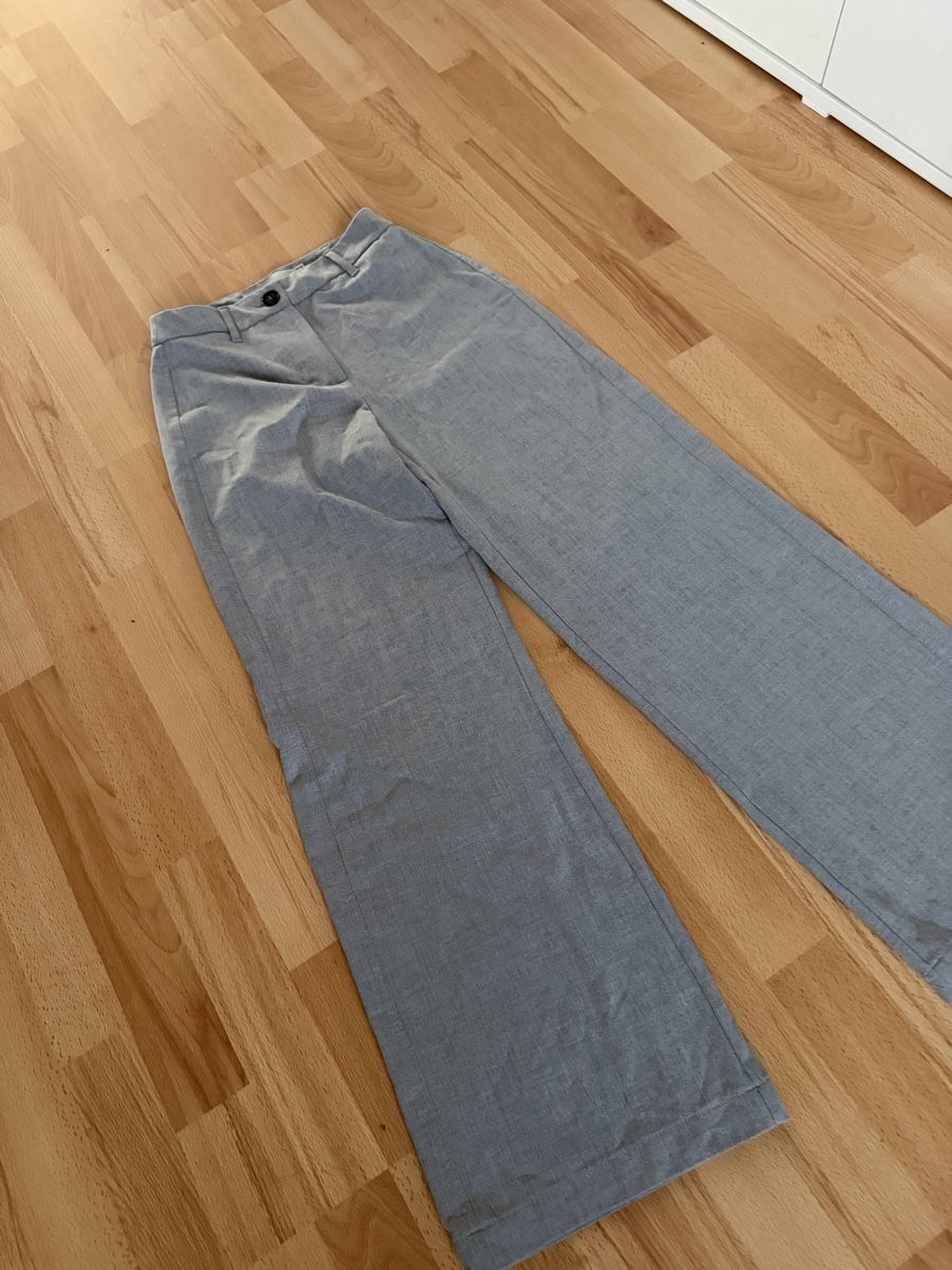 Bershka Pantaloni: Hose Bershka  – Nuovo (secondo la descrizione) da Kirchberg BE venduto da lea_kb6y 1