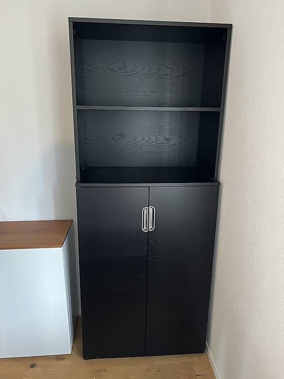 Armadi: Ikea Galant Schrank mit Regal – Usato da Bern venduto da Ovorocks