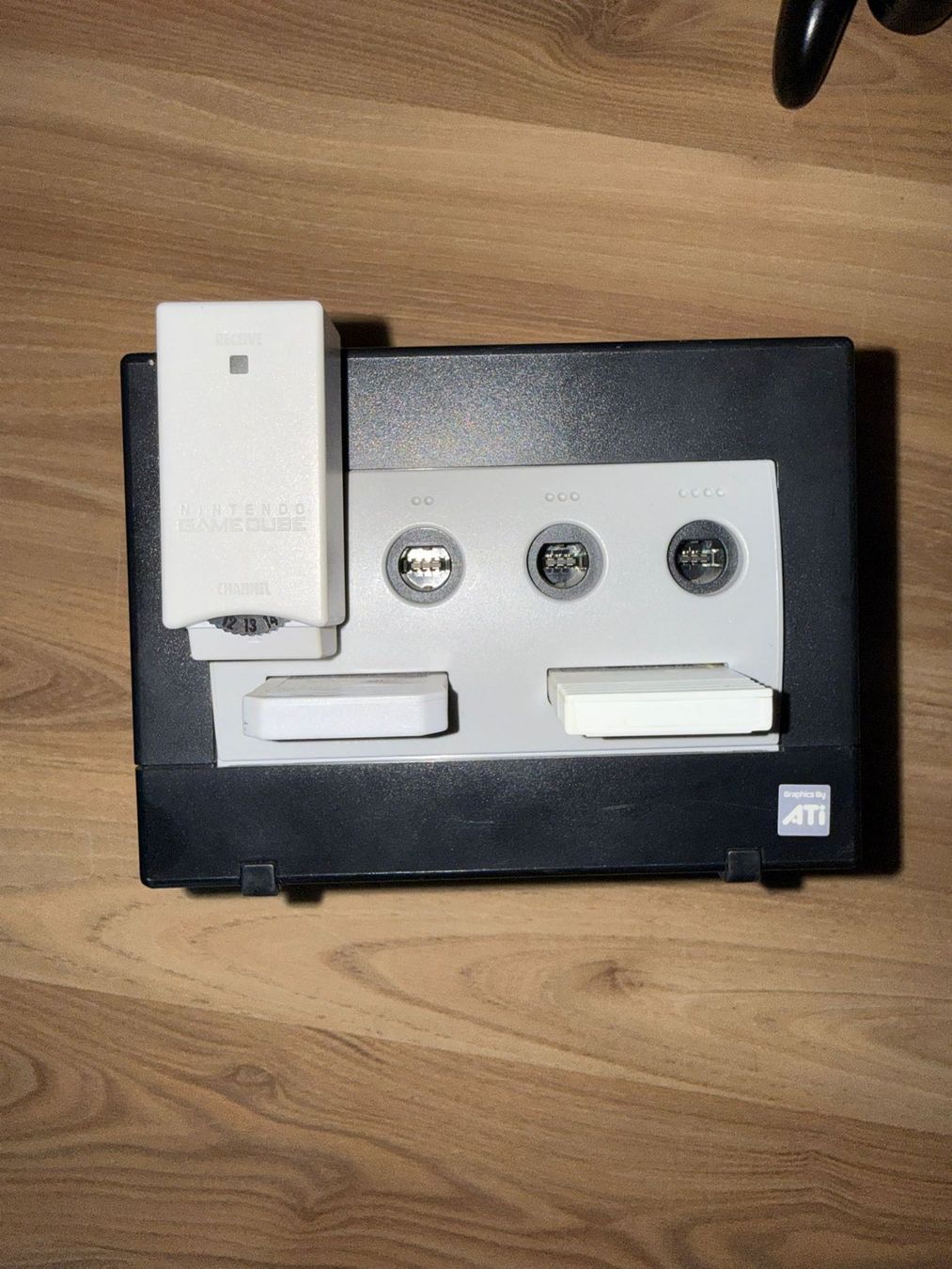 Nintendo Konsolen: Nintendo GameCube inkl. 11 Spiele & Controller im Sommerdeal – Gebraucht aus Breitenbach von d3r_mpf8 1