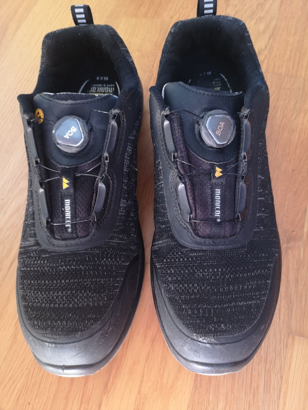 Scarpe da uomo: ARBEITSSCHUHE schutzschuhe GR. 45 – Usato da Dietikon venduto da pokerface5