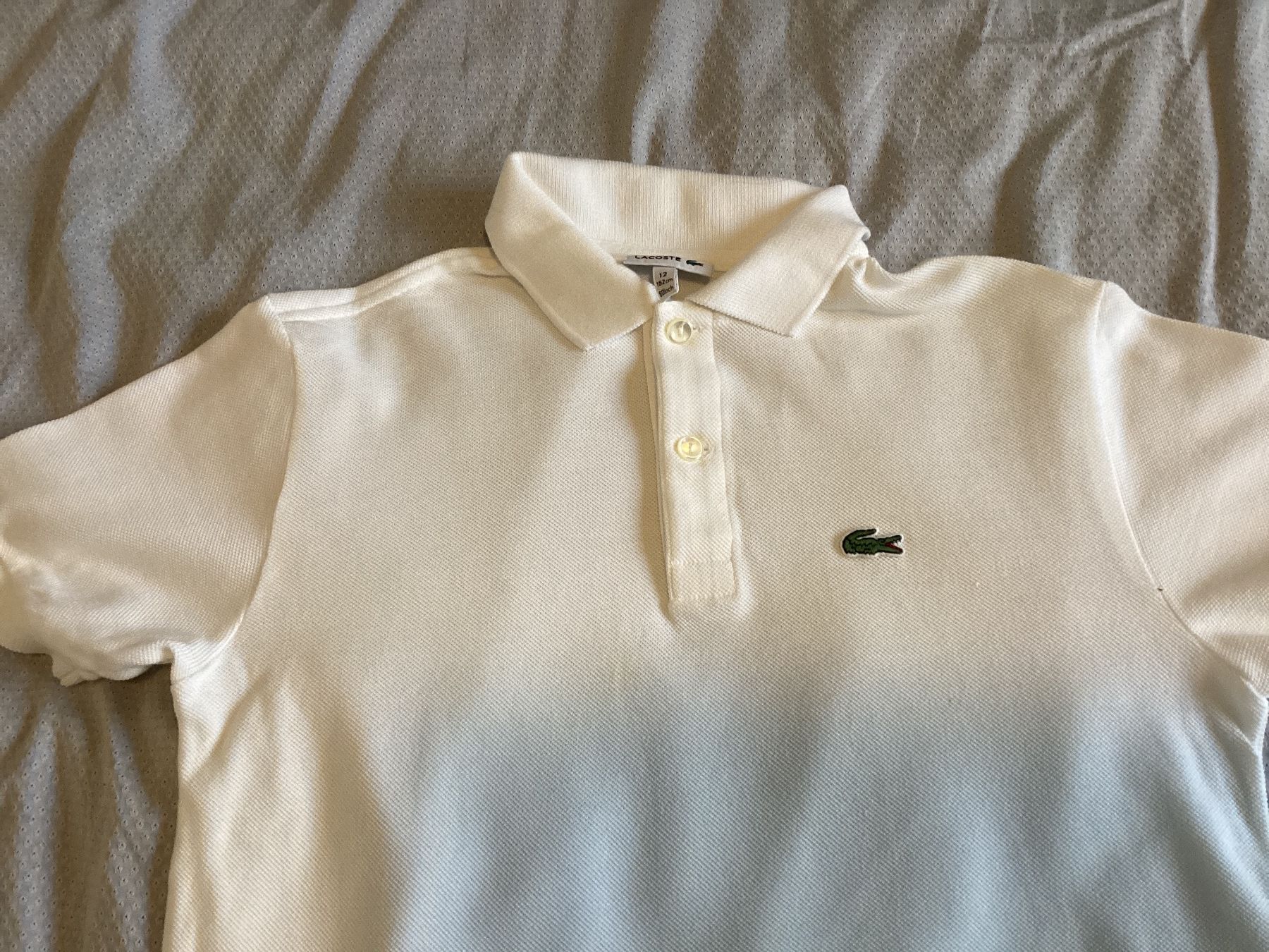 Lacoste Camicie, T-shirt & Polo: Lacoste top 12ans – Usato da Bursinel venduto da don_ccb9 1