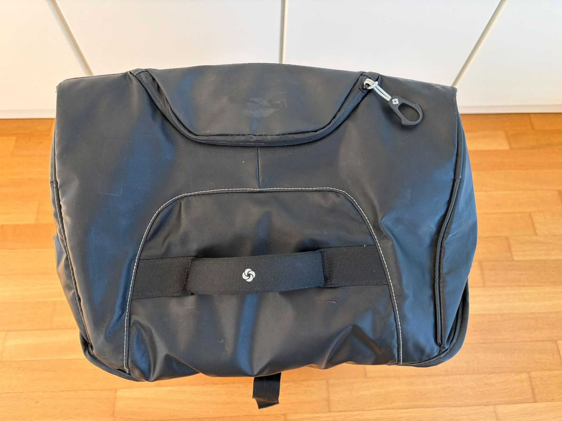 Samsonite Sacs: Reisetasche Samsonite mit Rollen – D'occasion à Küsnacht ZH par Hell11 2
