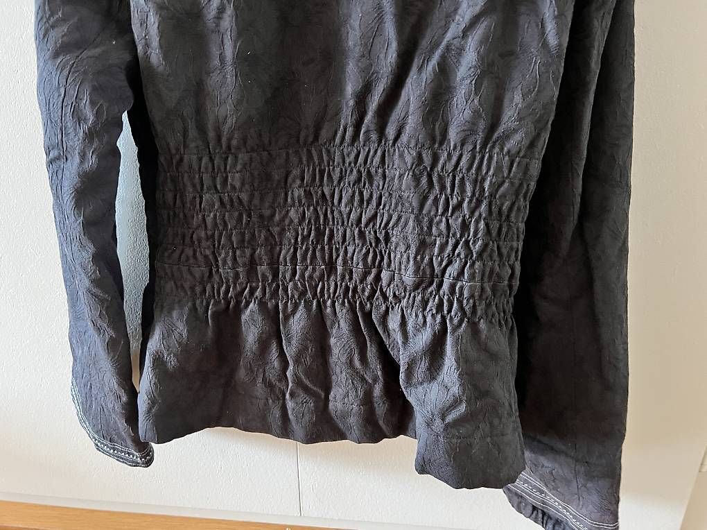 Giacche: Damen Jacke mit Innenfutter Grösse M – Usato da Belp venduto da Lalaisland 2