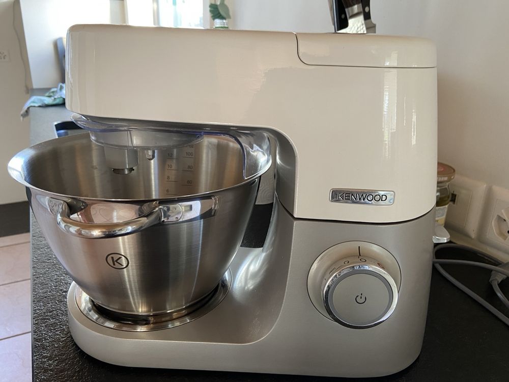 Kenwood Chef Sense Küchenmaschine, komplett mit viel Zubehör (Gebraucht ...