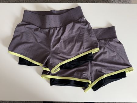 Fabletics Kurze Sporthose / Shorts