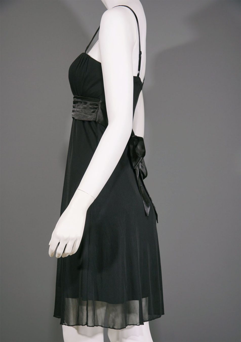 Vestiti: luftiges Mini-Cocktailkleid von Laura Scott – Usato da Meggen venduto da 1Class2Hand