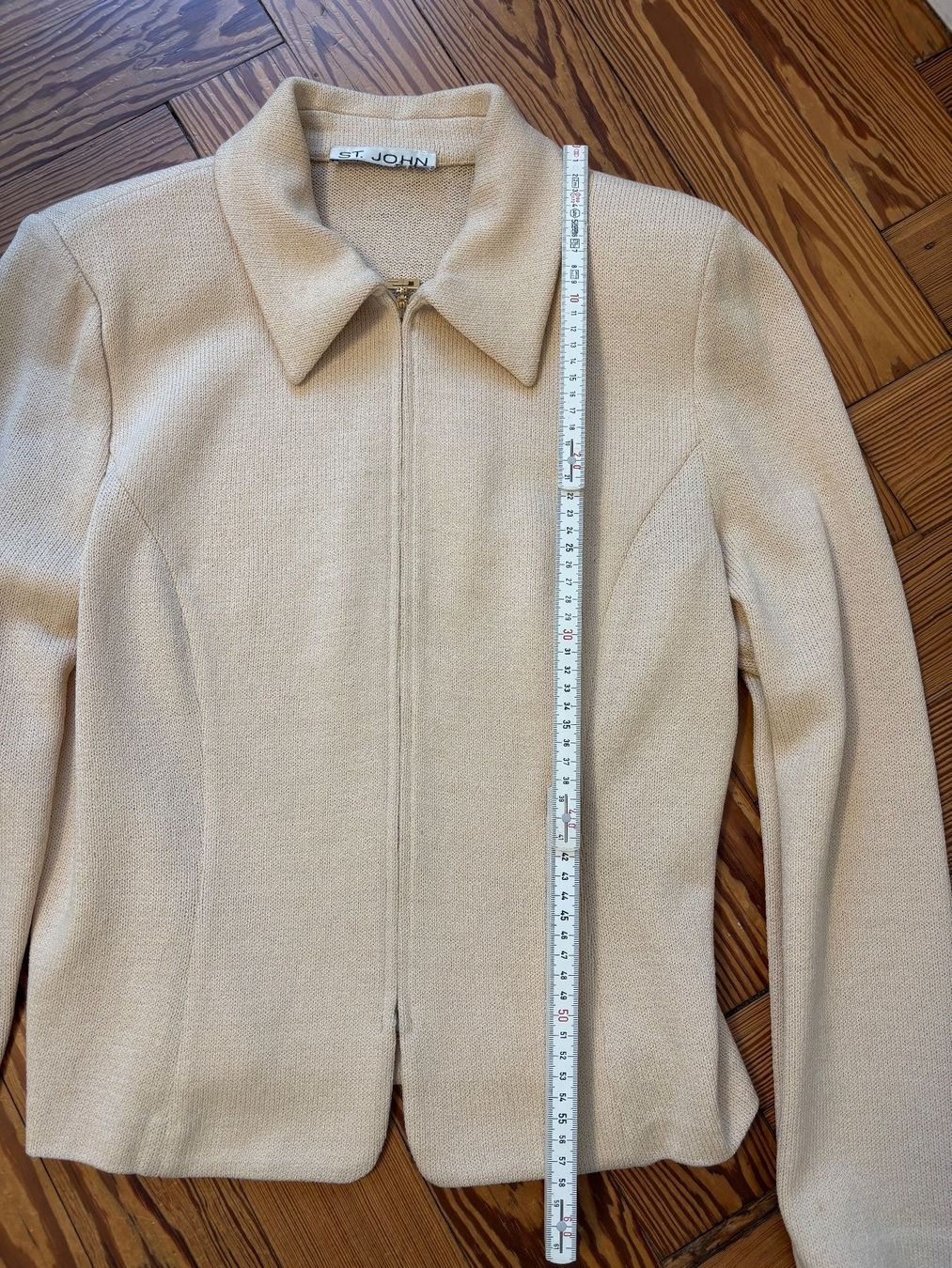 Jacken: St. John cremefarbener Strickblazer – Gebraucht aus Horgen von uge_pd5p 3