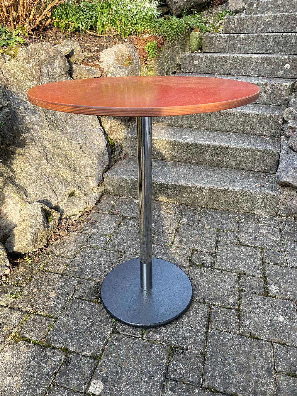Tavoli: Runder Bistrotisch – Usato da Eschlikon venduto da Mohrle1 1
