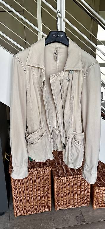 Jacken: MarcCain Damenjacke – Gebraucht aus Spiez von bum_9cvh