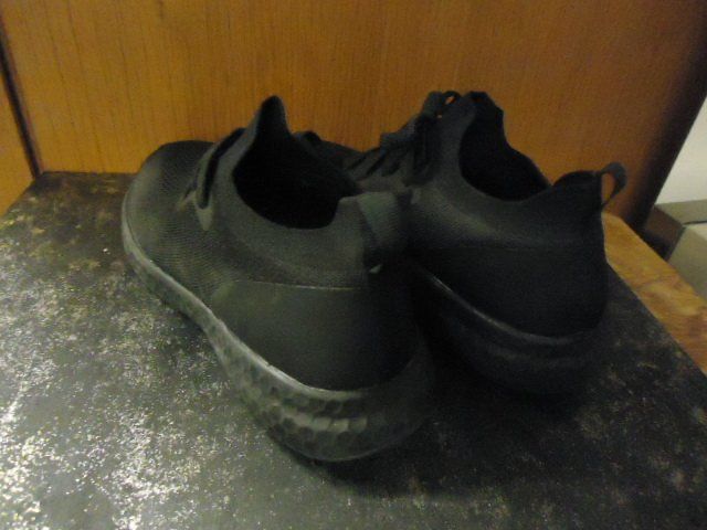 Scarpe da donna: Sneakers Damen Grösse 38 Gebrauchte – Usato da Zürich venduto da liquidation-cobra 3