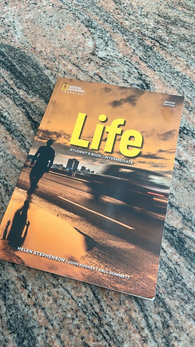 Libri: Life Student Book Intermediate 2nd Ed used – Usato da Cottens FR venduto da ginop