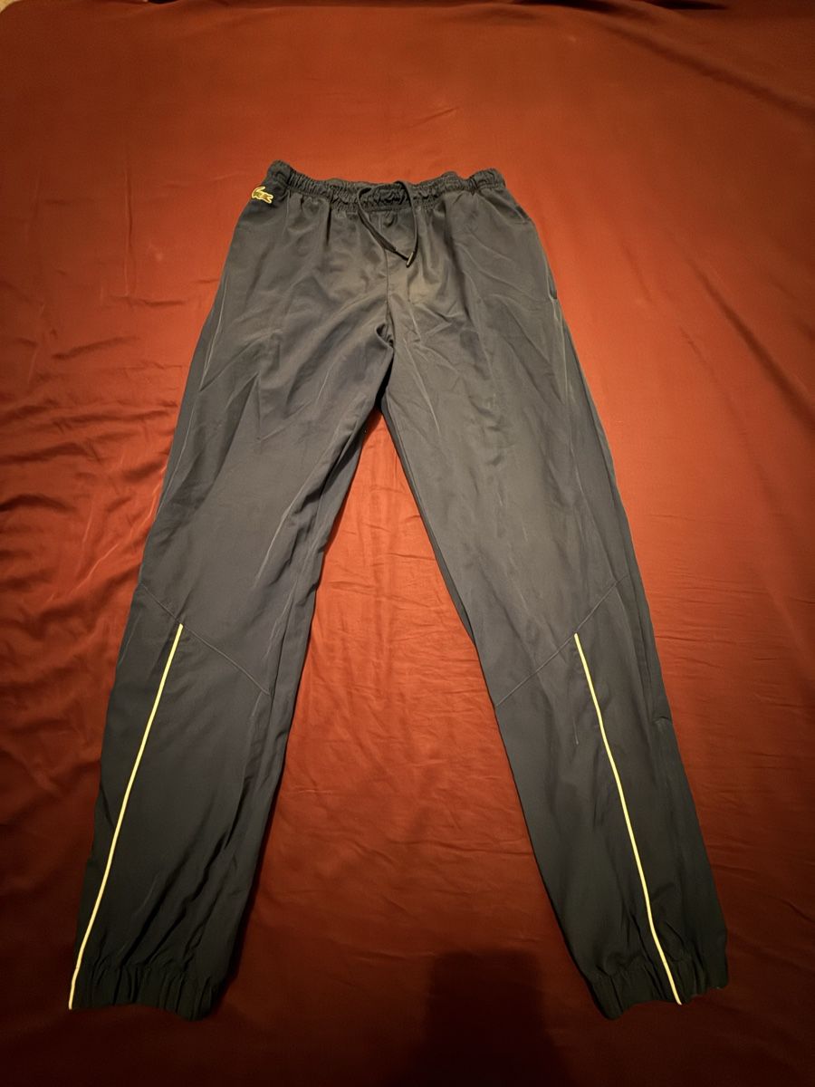 Lacoste Pantaloni: Bas Lacoste  – Usato da Prilly venduto da ale_8prt