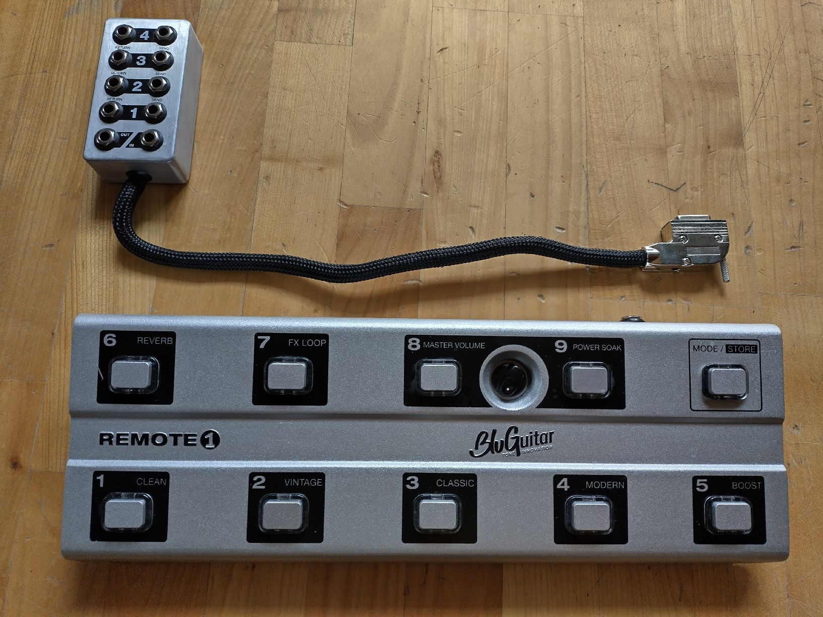 Strumenti musicali: Bundle: Bluguitar Remote1 und LooperKit für Amp1 – Usato da Feldbach venduto da Karpatenhund 1