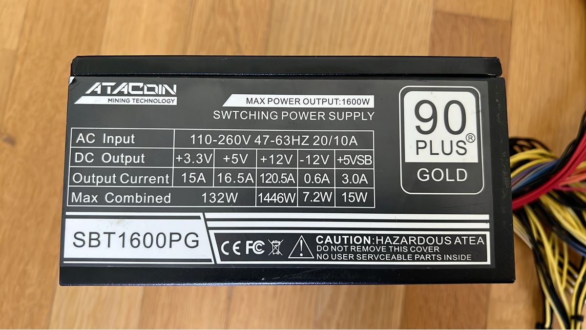 Componenti elettronici: Alimentation 1600W 90 Plus Gold – Usato da Clarens venduto da frolien