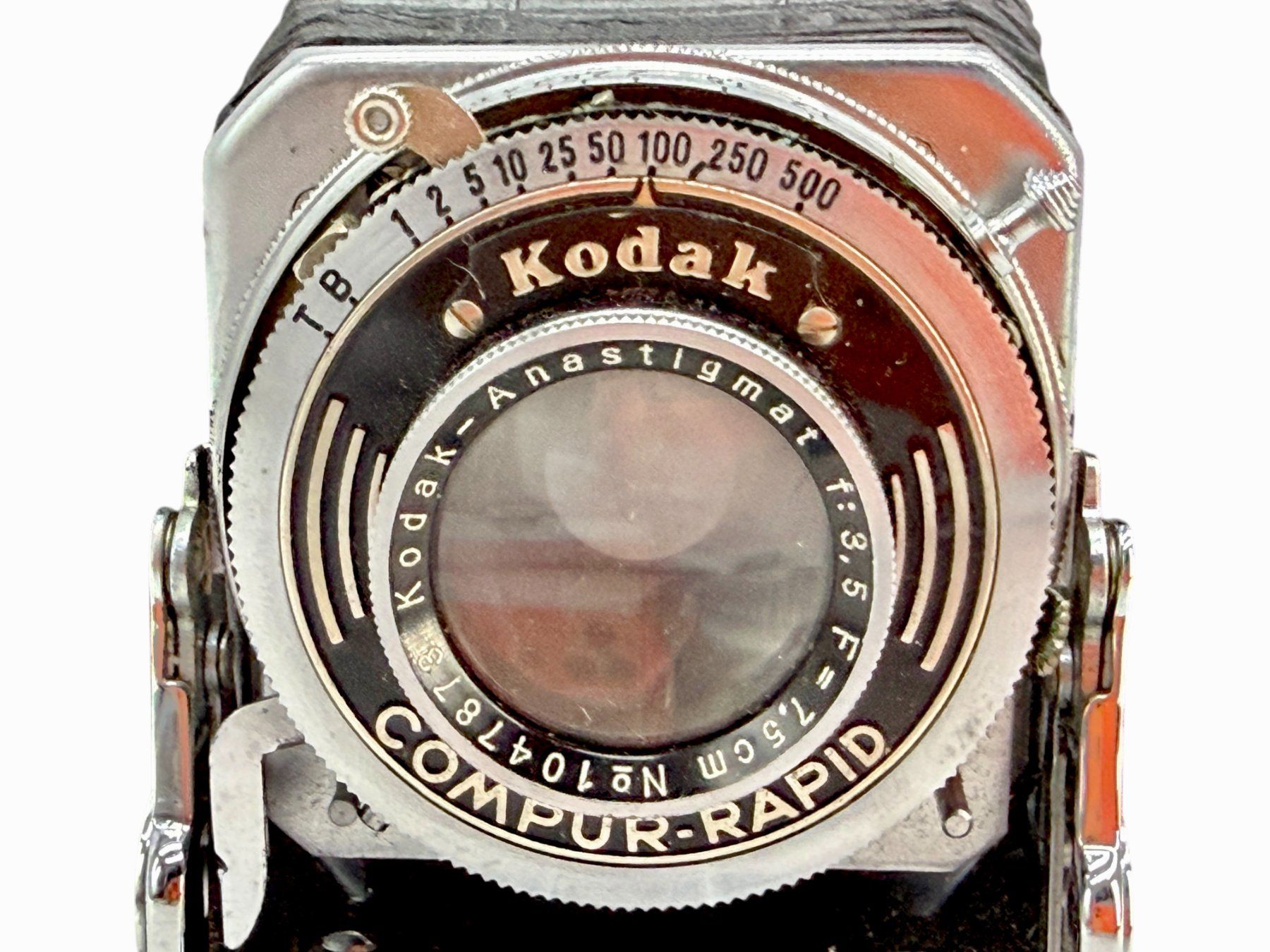 Lot 703 - A Kodak Duo-620 Rangefinder Folding Camera