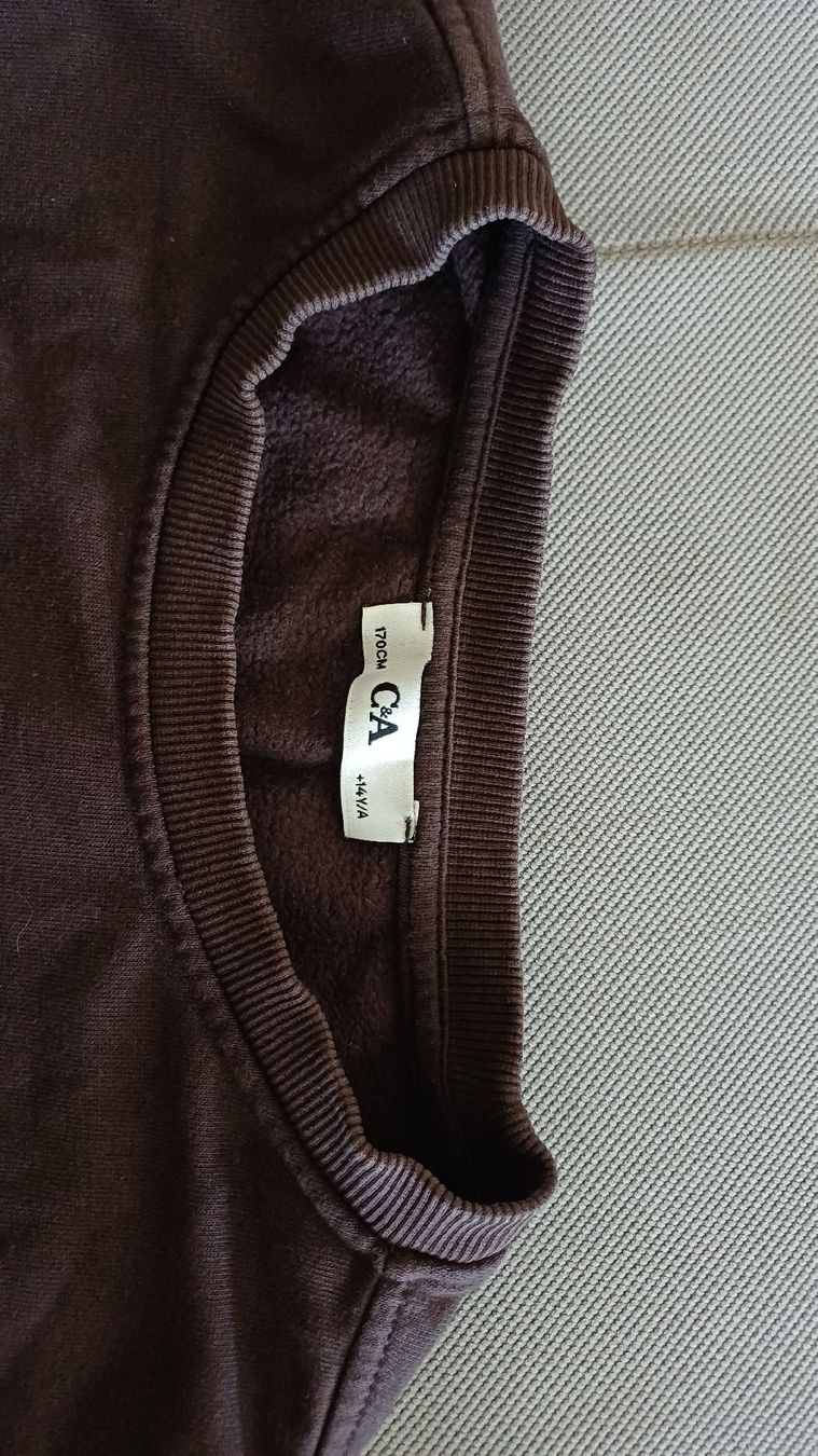 C&A Maglioni & Felpe: Sweatshirt C&A braun Gr.170cm mit Print – Usato da Thun venduto da Pokemonomania 2