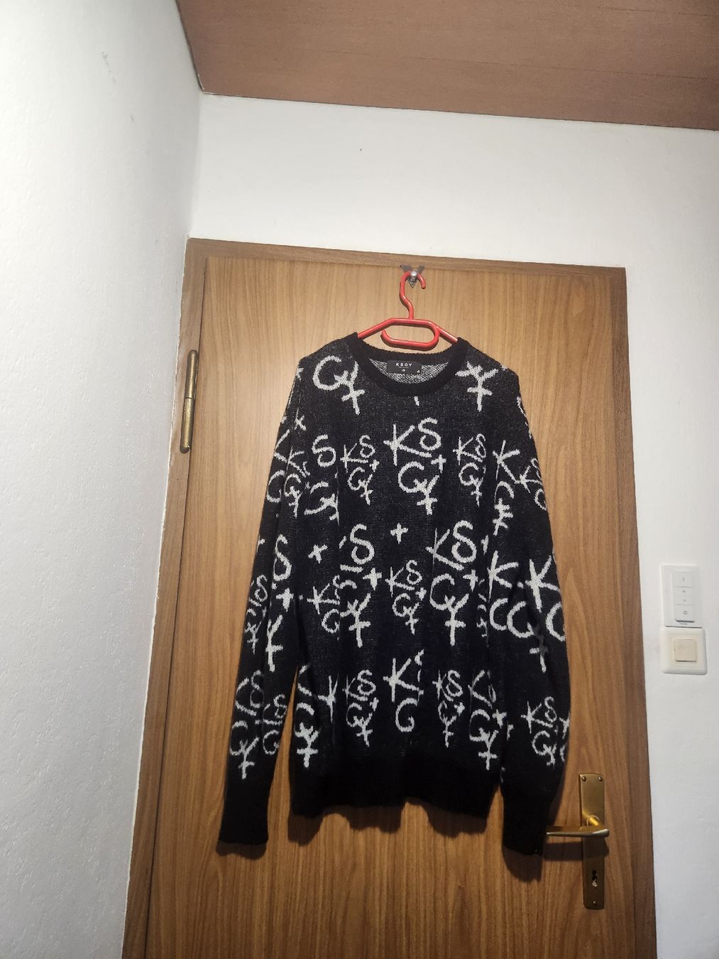 Maglioni & Felpe: Pull KSCY MELBOURNE noir blanc motif L/34 – Usato da Niedergösgen venduto da Eva2410