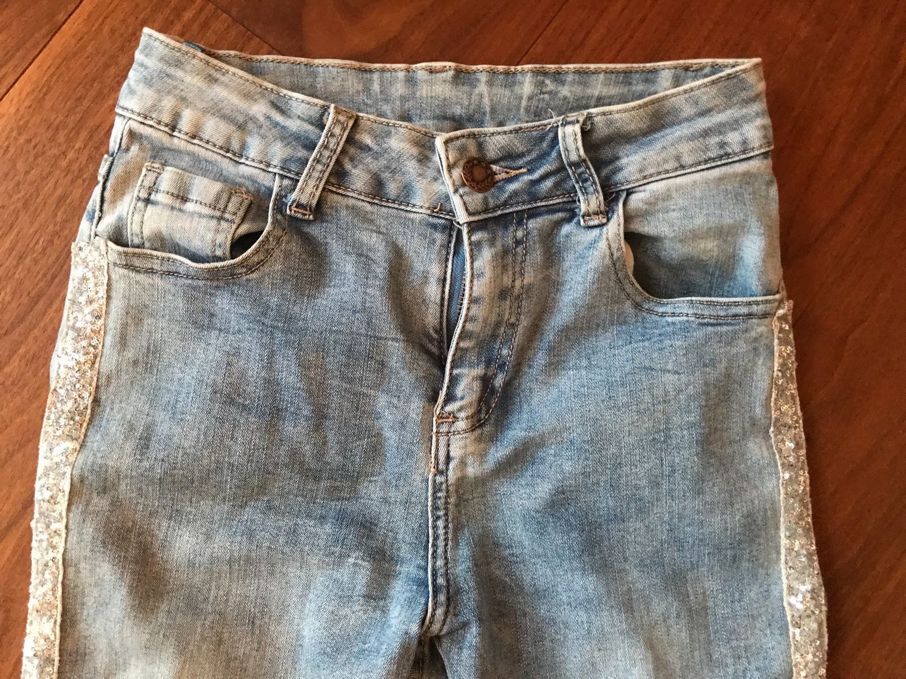 Jeans: Jeans Capri Glitzer S 34 – Usato da Eschikofen venduto da sra_6qbm 1