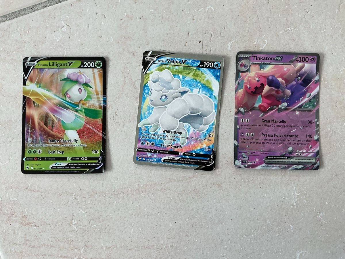 Pokémon Cartes à collectionner: Pokémon Karten set  – D'occasion à Adliswil par Stardust11