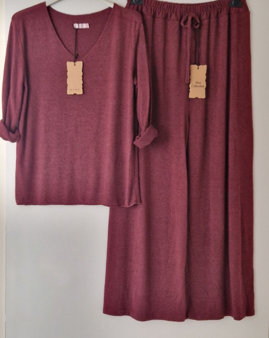 Lotti di vestiti: ENSEMBLE EN LAINE ET ANGORA  – Nuovo e nell'imballaggio originale da Camorino venduto da JPHANDMADE1