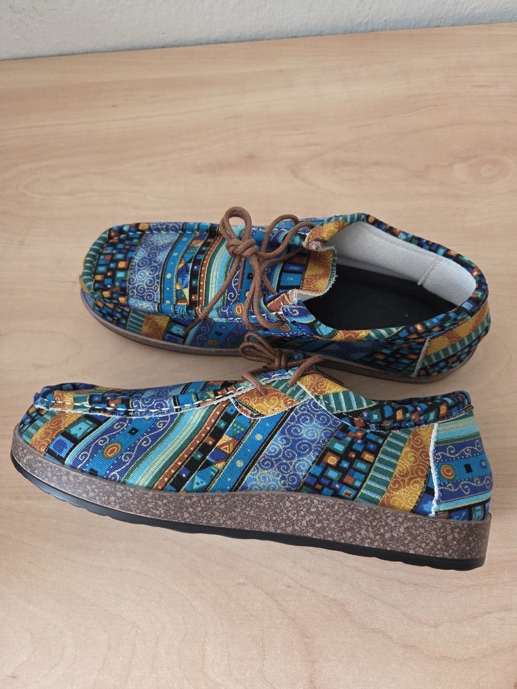 Scarpe da donna: Leichte Sommerliche Damenschuhe Gr.41 Neu  – Nuovo (secondo la descrizione) da Winterthur venduto da katzen07 5
