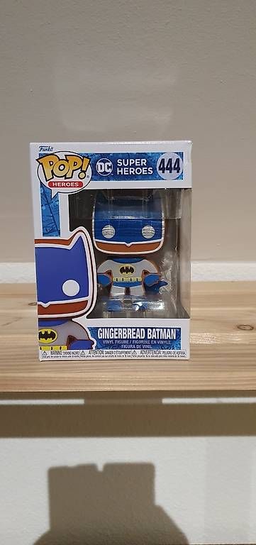 Statuette: Gingerbread Batman – Usato da Buchs LU venduto da san_df8f 3