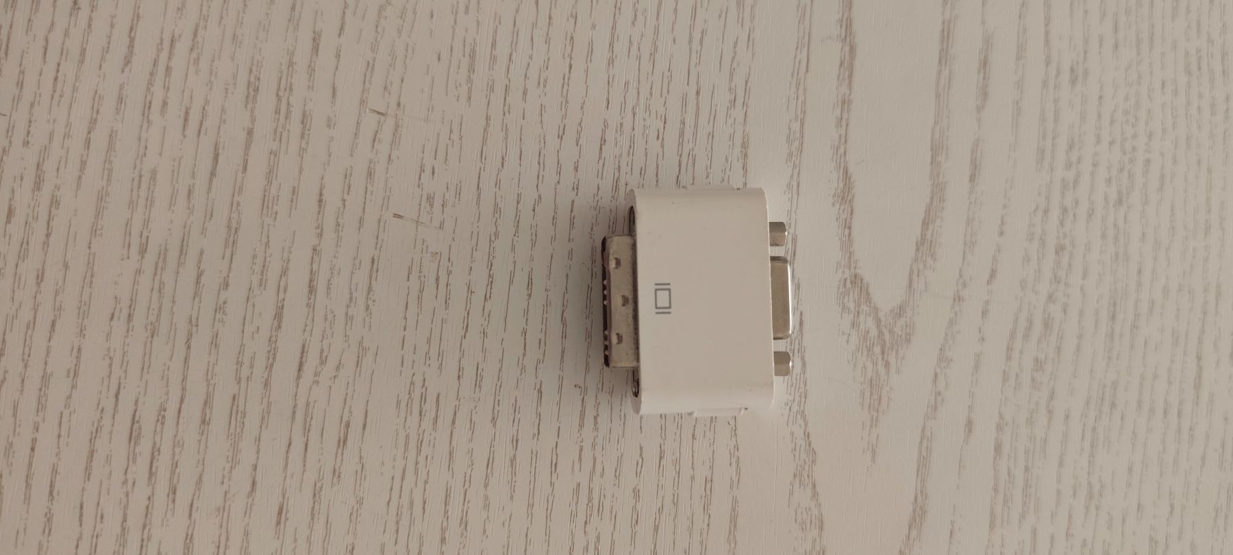 Laufwerke & Adapter: Adaptateur DVI vers VGA blanc – Gebraucht aus Aigle von Dadavd
