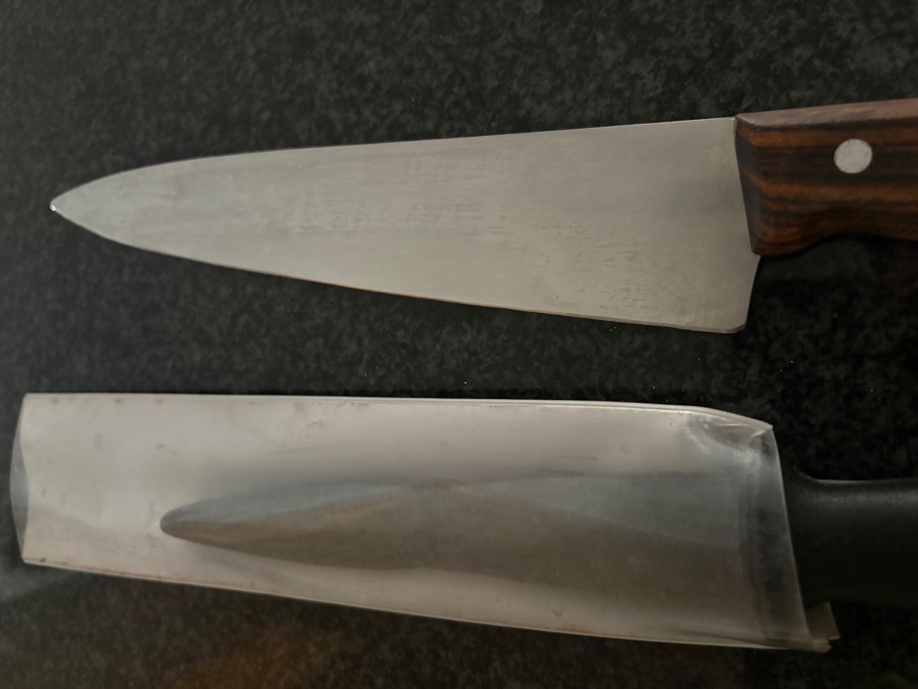 Messer: Set de  2 couteaux et aiguiseur – Gebraucht aus Savigny von alouette04 2