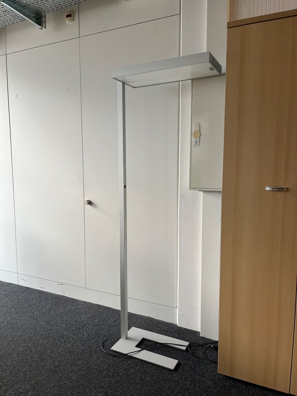 Lampen: LED-Stehlampe Büro – Gebraucht aus Ottikon von michel_13 1