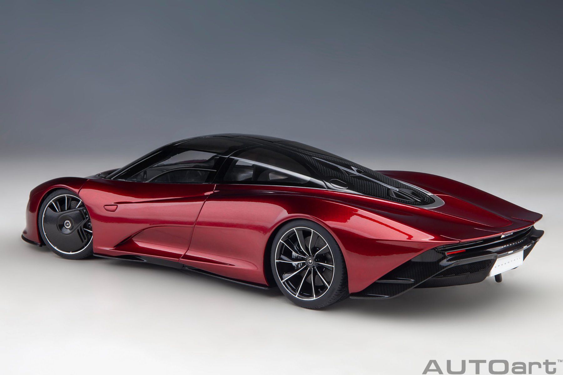 Autoart Modellini d'auto: 1:18 AUTOart - McLaren Speedtail – Nuovo e nell'imballaggio originale da Tübach venduto da BonnevilleMotors 1