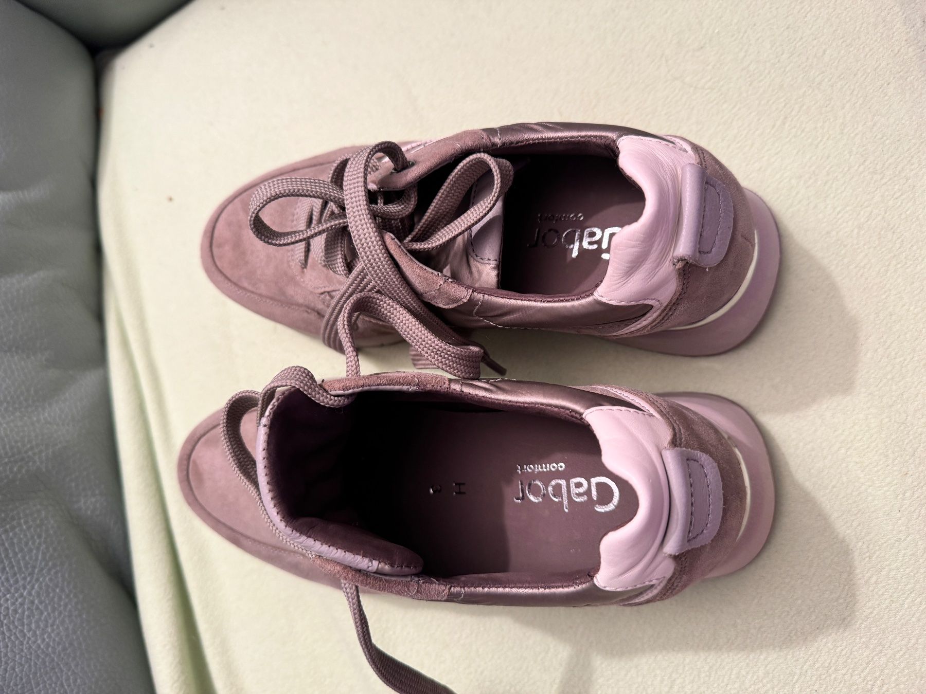 Chaussures femmes: Schuhe 36 – D'occasion à Zürich par Cibin 2