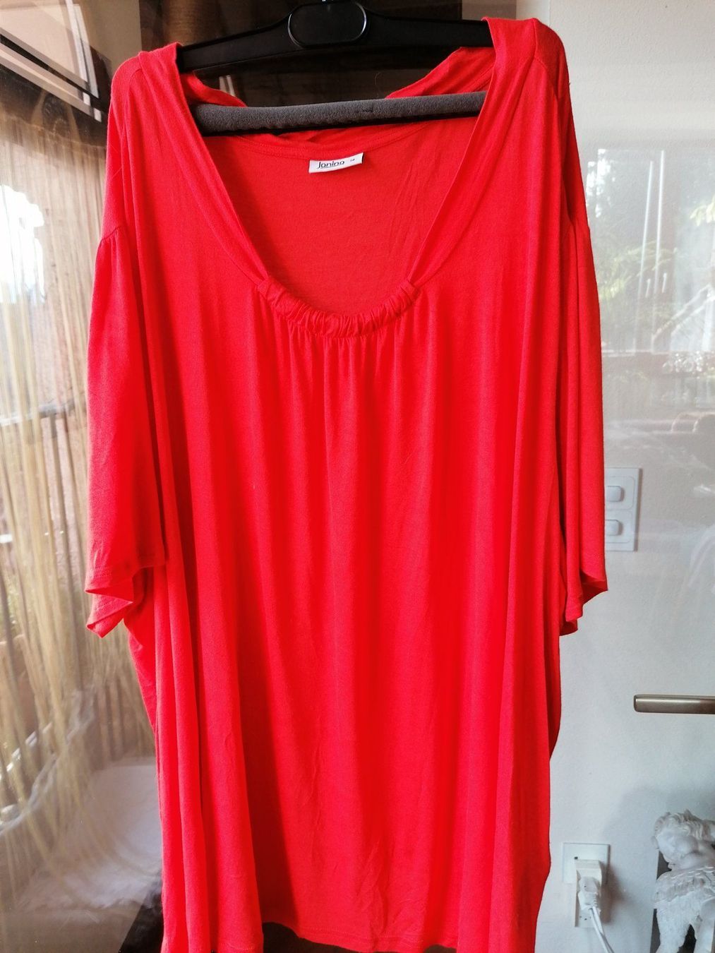 T-shirt: Sweet shirt orange gr 58 – Usato da Bedigliora venduto da Dolcezza0 1