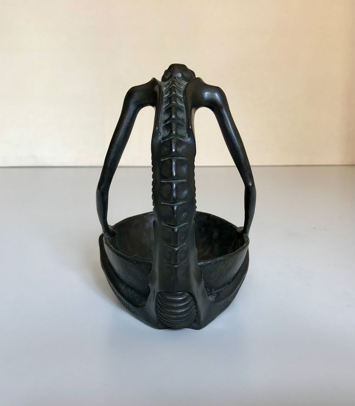 Statuette: Bronzefigur Kunst – Usato da Basel venduto da nostanz 1