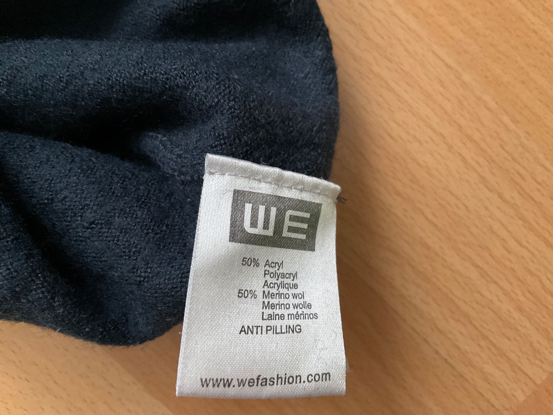 We Pullover & Sweatshirts: WE Rollkragenpullover – Gebraucht aus huttwil von care.b 3