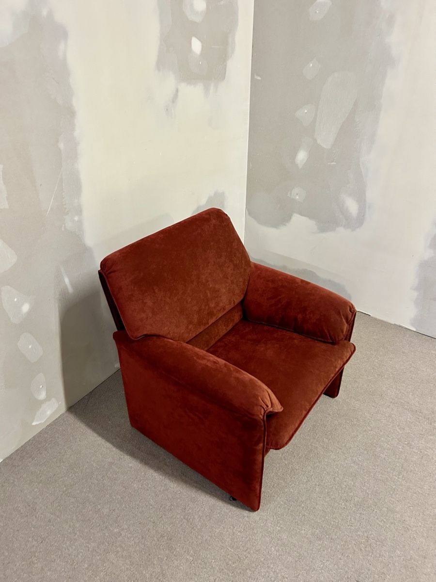 Leolux Poltrone: Leolux Bora Bora Sessel Alcantara rot – Usato da Rickenbach ZH venduto da Der-Insider 3