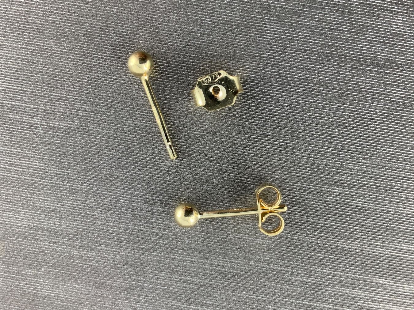 Orecchini pendenti & Orecchini a lobo: Ohrstecker 375 Gold – Usato da Niederuzwil venduto da leo_8857 3