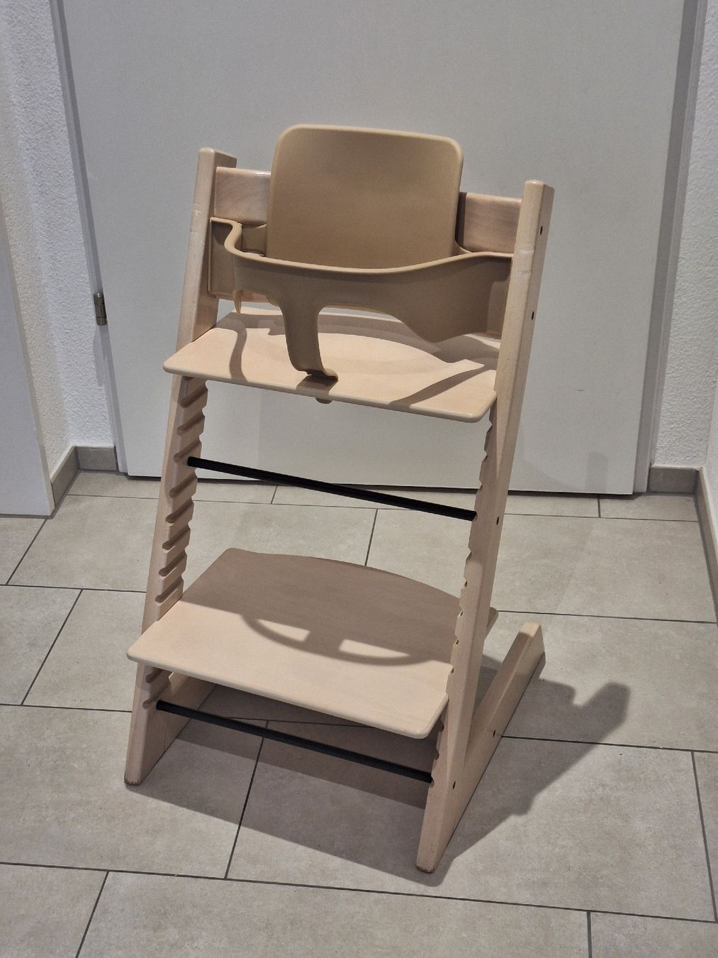 Stokke Hochstühle: Triptrap Stokke mit Baby Set und Traytisch – Gebraucht aus Döttingen von DuHaiduc 1