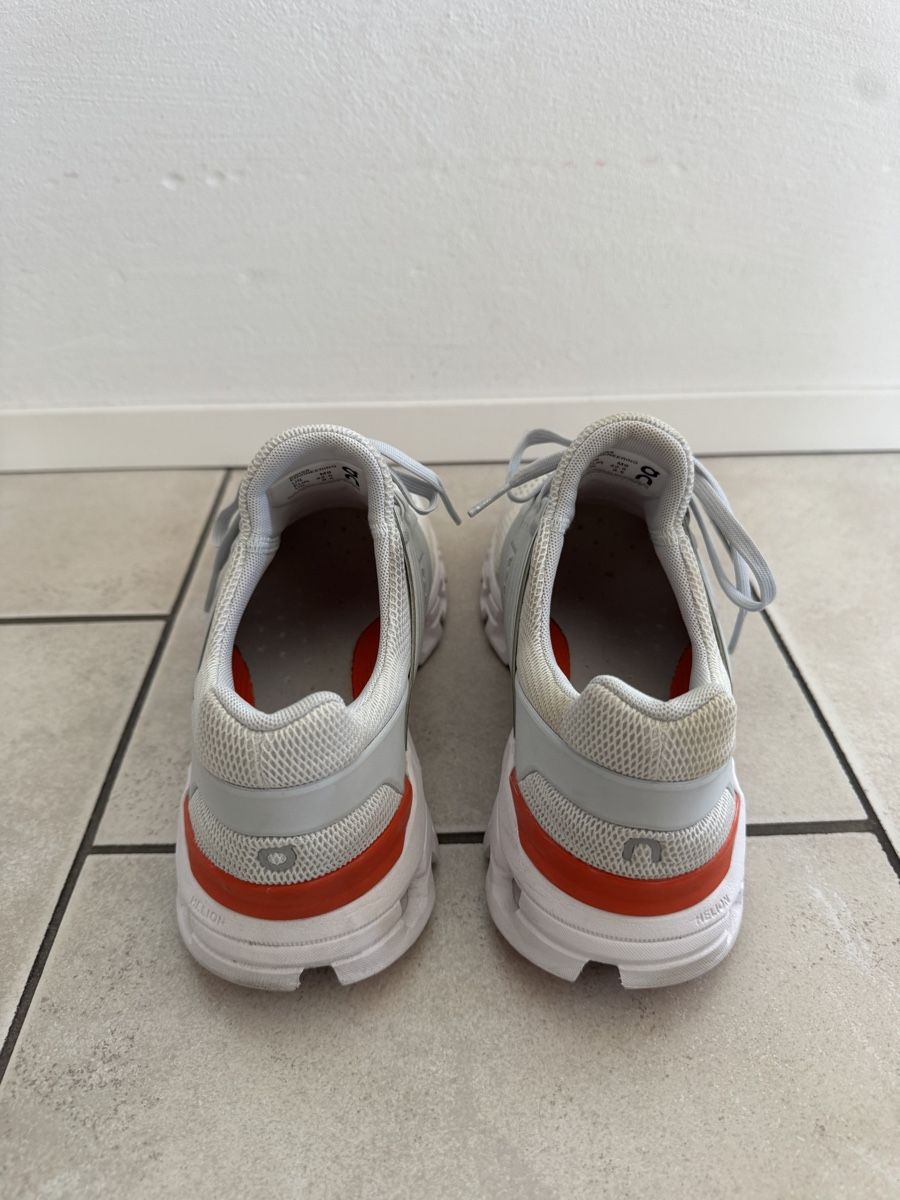 On Scarpe da uomo: On Cloudswift, Grösse 42.5 – Nuovo (secondo la descrizione) da Teufen AR venduto da chi_h55m 1