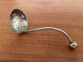 Antiker Silber-Sieblöffel / Zuckerstreulöffel – Vintage um 1