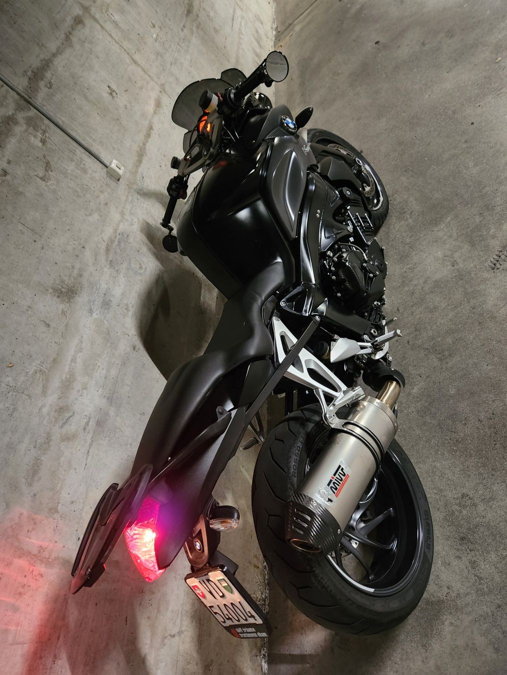 BMW Strada: BMW K1200R – Usato da Lausanne venduto da chr_nk6k 1